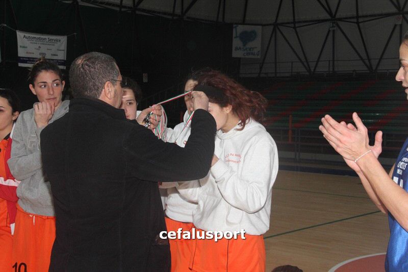 120218 basket 216_tn.jpg